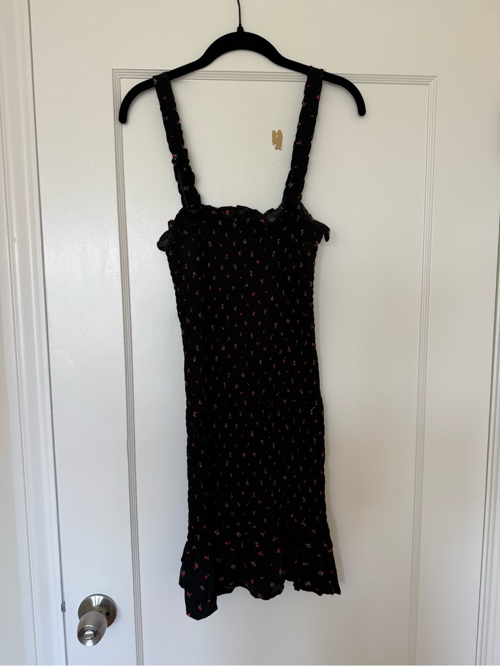 CLOTHING Los Angeles Black Rose Floral Smocked Midi Dress M
